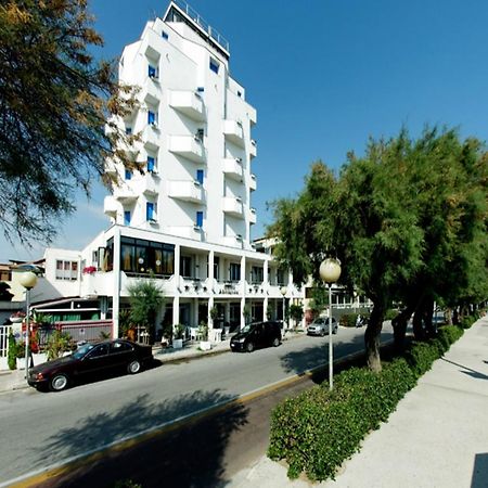 Hotel Villa Sorriso Σενιγκάλια Εξωτερικό φωτογραφία